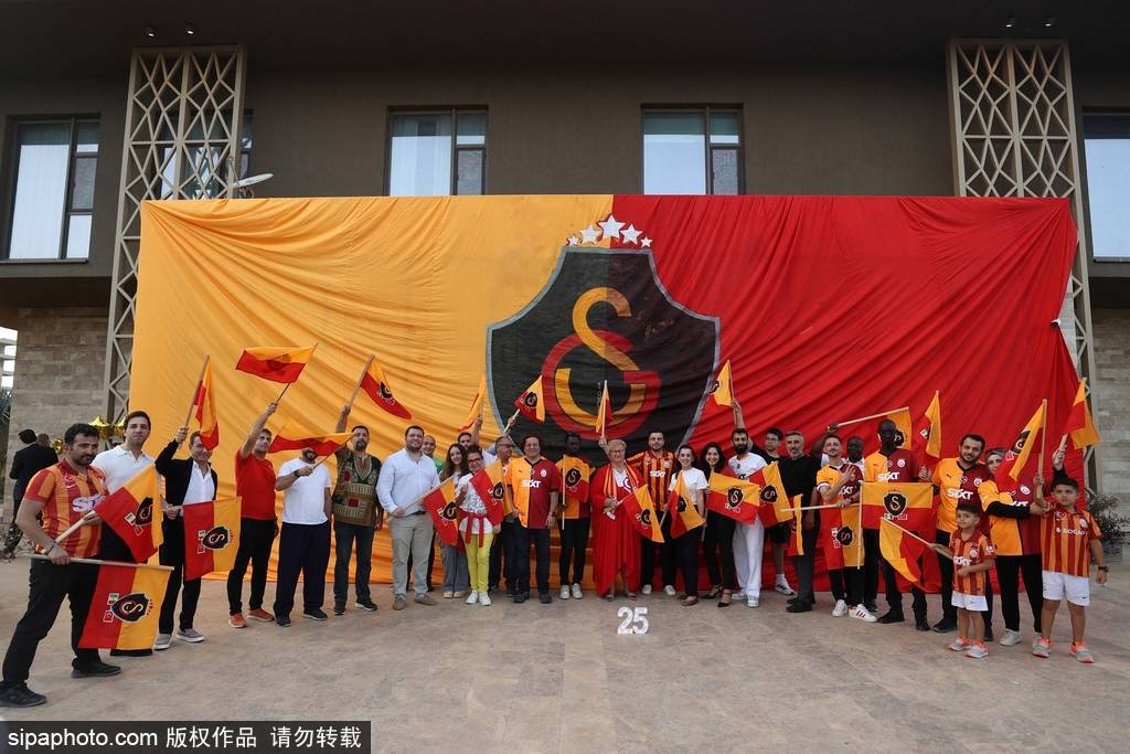印度篮球明星转会到国外球队，备受瞩目