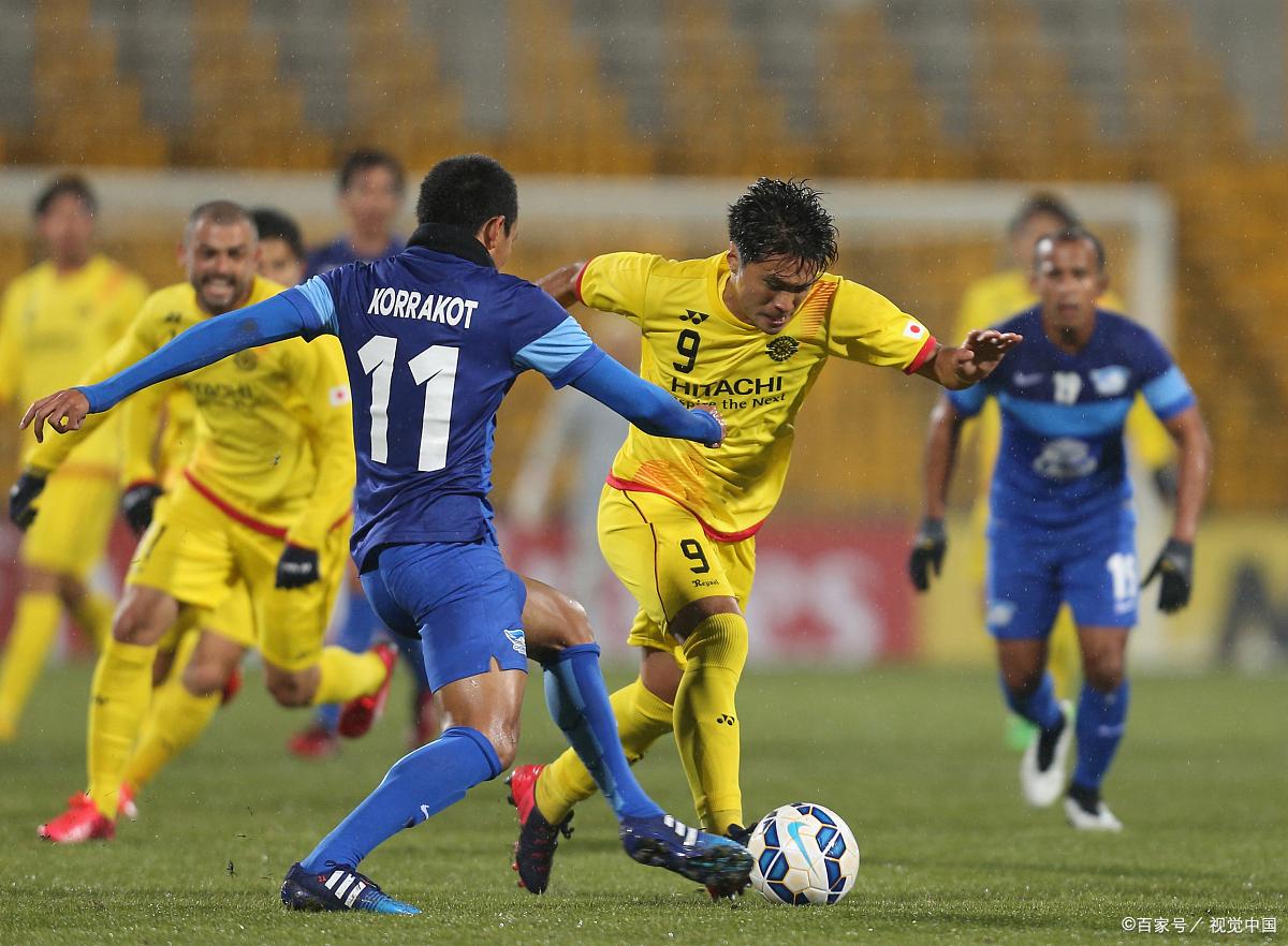 关于柏太阳神客场大胜，重返小组榜首的信息