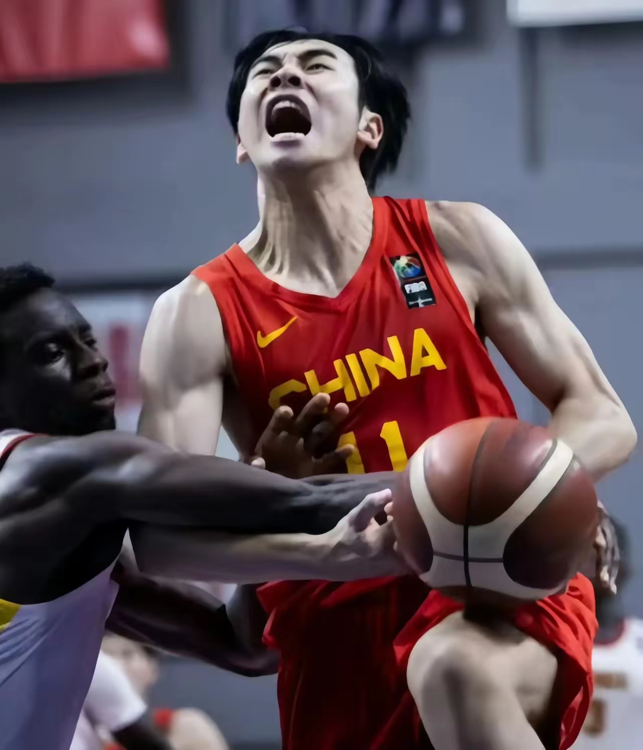 教练战术得当，逆转取胜不断