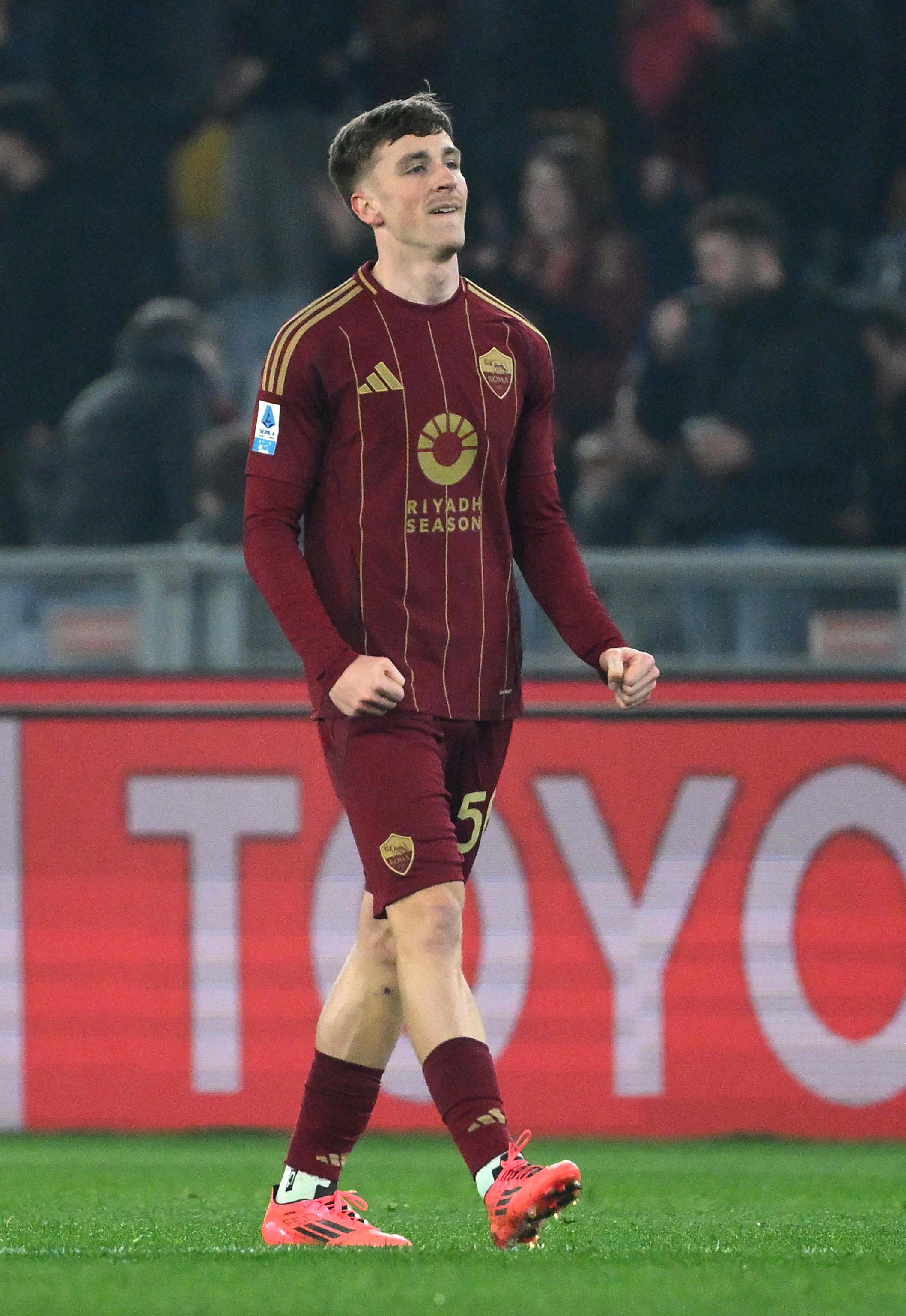 关于拉齐奥主帅赞扬球队表现：全队展现出色团队合作精神的信息