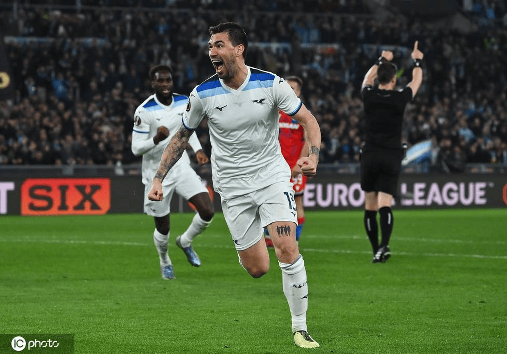 拉齐奥客场挫败对手，继续保持不败记录