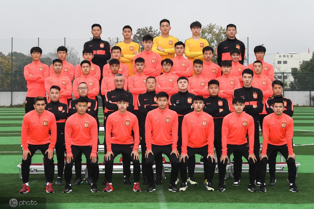 关于足协杯强名单出炉：恒大华夏等强队激战争夺冠军的信息